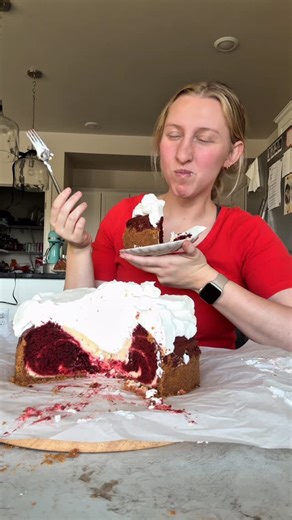 Molly Murphy | Cake Babe Bakery on Instagram: "i might be biased but its officially red velvet season and it might be the best season! I made this red velvet swirl cheesecake using the one and only @bettycrocker red velvet cake mix! comment “cheesecake” and i can send you the recipe #BettyMakerMolly #ad"