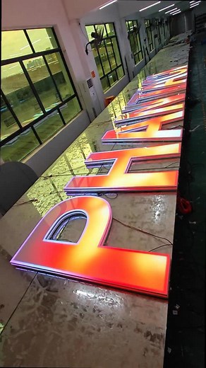 7.5K views · 49 reactions | This kind of sign is more suitable for modern stores #sign #signage #design #signagedesign #ledlight | Signmaker | Facebook