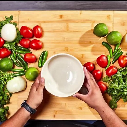 We’d call it our secret recipe, but with ingredients this fresh, there’s no hiding what’s inside our Salsa Fresca. Chop, Dice, Mix, Taste, Yum. 😋 | Chuy's