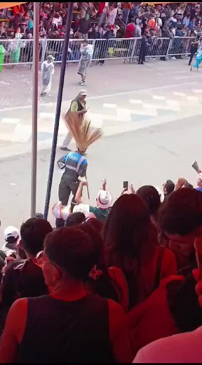 #oruro_bolivia🇧🇴 #carnavaltiktok #2025 #tobas #xyz #bolivia🇧🇴tiktok