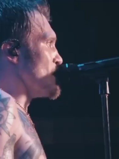 NECK DEEP - DECEMBER (AGAIN) Live Performance