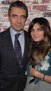 Inside Rowan Atkinson’s Family Life with His Wife and Two Children #rowanatkinson #shorts #celebrities #celebrity #celebritynews | Celeb Tonight