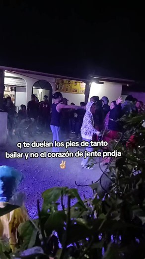 Por qué te duele el pie de tanto bailar y cómo aliviarlo