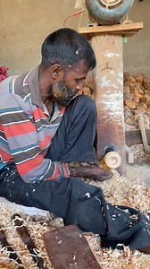 A Spinning Blade—His Only Path to Survival! | Wood Carving Art