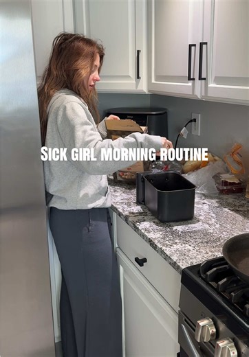 Morning Routine of a Rat Girl