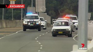 7NEWS has exclusive video of a bizarre police chase that brought the M1 to a standstill. Travelling at incredibly slow speeds, the driver dangerously swerved across all three lanes while filming himself and yelling at our cameras. 7NEWS Gold Coast at 5.30pm and 6pm. #7NEWS | 7NEWS Gold Coast