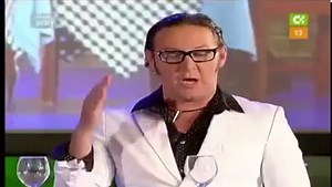 Chano chiflando a Chona desde el minuto uno que se conocieron 🤣🤣🤣 . . . . #EnOtraClave #Comedia #risas #sketch #chano #chona #chonacomedia #chonachallenge | En Otra Clave TV