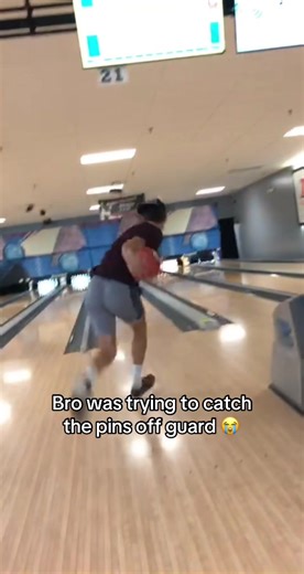 Explosive Bowling Moments with Cole Mammenga