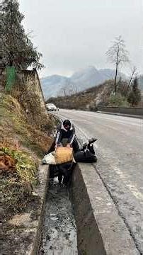 This Driver's Kindness Will Melt Your Heart ❤️😳 #shorts