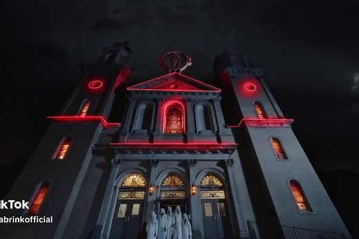 Maria Brink: La Purga Está Sobre Nosotros