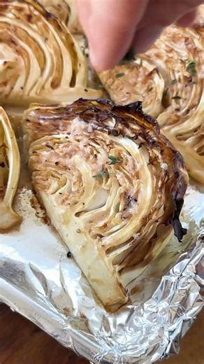 Roasted Lemon-Garlic Cabbage Wedges Recipe!