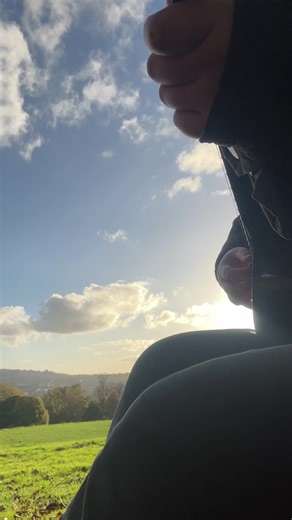 despite all the evidence suggesting otherwise,, i promise i know how to play more songs than the 3 i apparently have on rotation 😭😭 . . . . . #cover #fyp #theamazingdevil #guitar