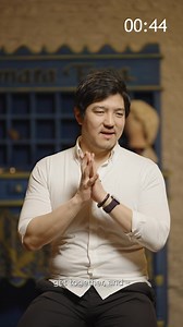 12 reactions | Introducing the "Barber Gets a Trim" challenge! ✂️ Artists are given 60 seconds to sum up The Barber of Seville in their own words—but can they pull it off? Stay until the end to see if director Chuck Hudson nails the challenge... or totally flops. 﫢 | Minnesota Opera | Facebook