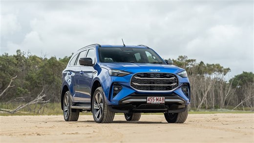 Isuzu MU-X LS-T 2025 review: snapshot – High-spec 4WD wagon rises to Ford Everest Tremor challenge?