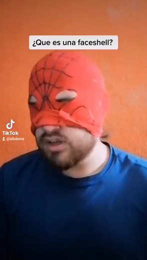 Crea tu propia máscara de Spiderman con papercraft
