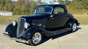 1934 Ford 3-Window