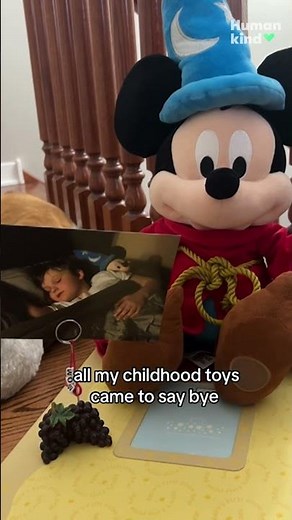 Watch mom's Toy Story-inspired farewell for son leaving for college