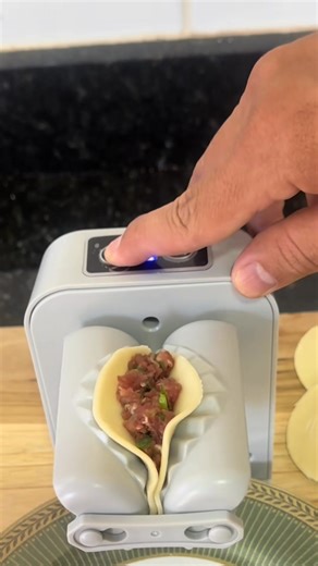 79K views · 874 reactions | how to use dumpling machine in the right way_134 | Edward J. Compton | Facebook