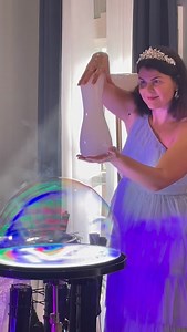 Watch how air and soap turn into art! 🫧 #BubbleArt #AtlantaBubbleShow #MagicalMoments #BubbleFairy #EventEntertainment” | Anastasia Atlanta Bubble Show