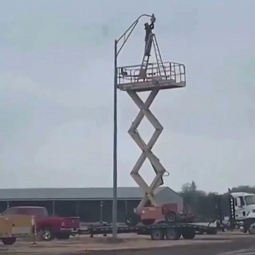 Daily Safety Fails🤯This is WHY Safety Culture Matters🤯- PLEASE STAY SAFE #fails #fail #construction