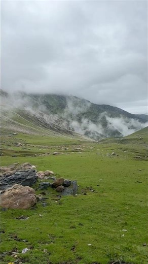 this view 🫀 #song #music #trendingshort #viralshort #love #mountains #gowhereyoufeelthemostalive