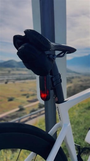 Garmin Varia RearVue 820 #cycling