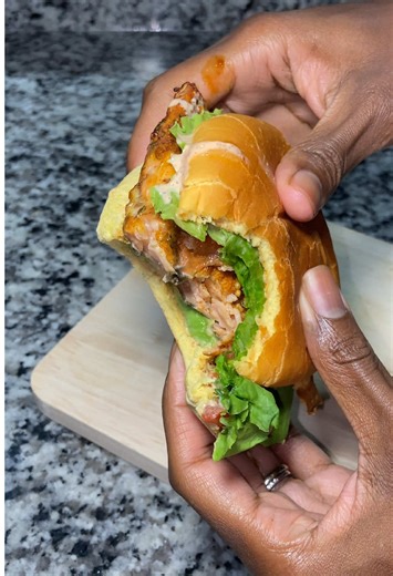 Delicious Salmon Sandwich Recipe in the Air Fryer