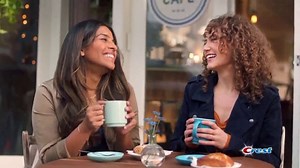 Crest 3D White Brilliance TV Spot, 'Get a Smile that Keeps Up'