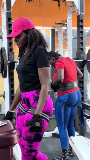 Team Wellingara #powerlifting #timesquare #bodybuilding #championship #weighlifting @Dija’s Fitness Time Square 2