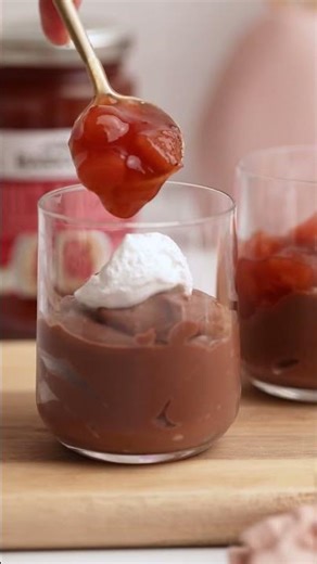Simple Sundae #treats #quickdessert #sundaes