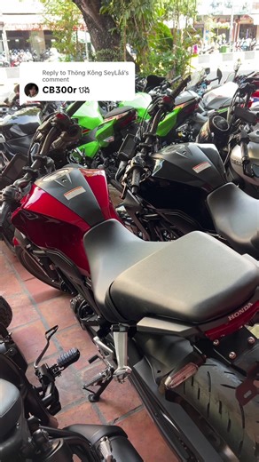 Exploring the Honda CB250R with Cambodian Motorcycle Group