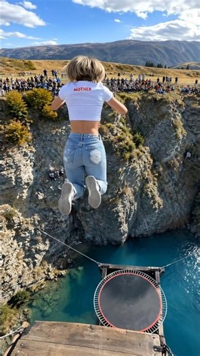 The Perfect Jump in New Zealand #newzealand #jump #trampoline