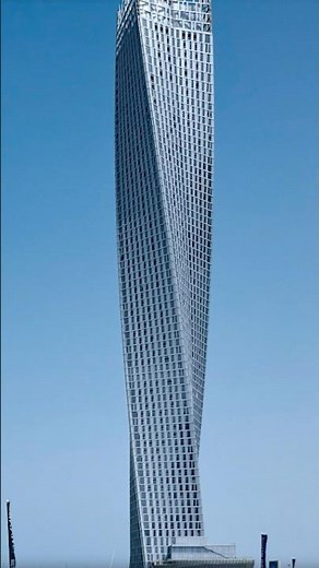 Fastest and simplest way to model a twist skyscraper like Cayan Tower in SketchUp. #3dmodeling #art