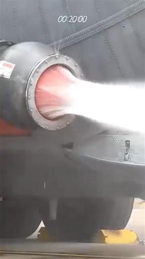 2.9M views · 10K reactions | C-130 Hercules  vs Ilyushin il-76 Air fire suppression systems... | Starship Aviation | Facebook