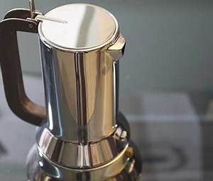 How to use the Alessi 9090 Espresso Maker