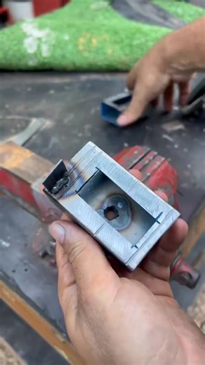 3.3K views | The perfect trick to align a window corner Simple, precise, and a real lifesaver. #USA #ConstructionHack #ProLevelFix | Do It YourSelf | Facebook