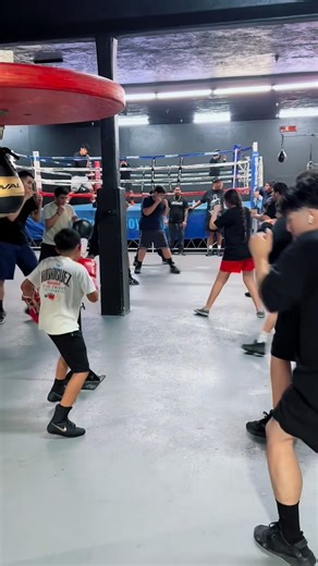 Max | Come join MAX BOXING CLUB.. We have the best coach in the game 😤 #maxboxing | Instagram