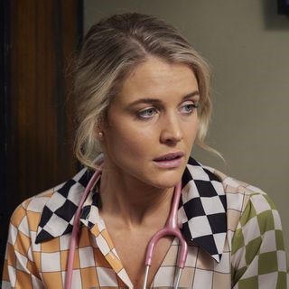 Home and Away's Remi prepares to confess (Channel 5)