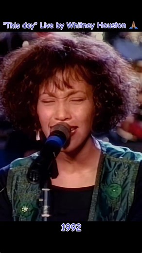 Whitney Houston 1992 ‘This Day’ Live Performance