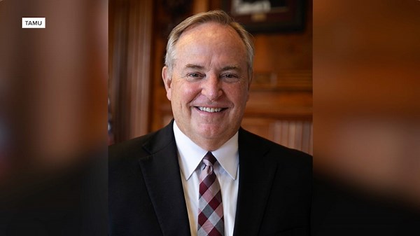 Texas A&M president resigns; Mark Welsh leaves after professor firing