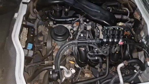 Toyota Quantam Taxi LPG AutoGas Conversions done and explained A converted LPG Autogas vehicle becomes a dual fuel vehicle running on LPG or Petrol When the LPG tank runs empty it will automatically switch over to Petrol. When the LPG tank is filled again it will automatically default to run on LPG Autogas For more info contact Drive LP AutoGas Email:info@drivelpautogas.co.za Contact: Christo 061 921 7825 Andrea 083 395 3104 | Drive LP Auto Gas | Facebook