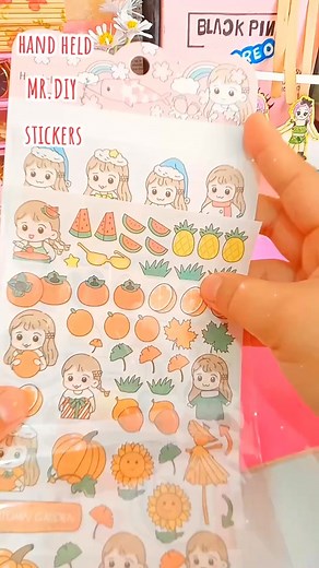 Hand Held Sticker Tutorial at Mr DIY