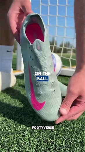 Why Footballers Wear Smaller Boots Than Their Actual Size 👟⚽ #football #shorts #footballshorts