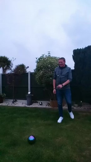 My mate next door was making funny faces at me y. I was filming 📹 thanks Mark 🌈🤞🌈