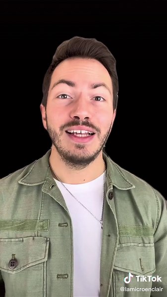 Les 4 déclarations à faire en micro-entreprise : - la déclaration du chiffre d’affaires - la déclaration d’impôt sur le revenu - la déclaration de TVA - la déclaration initiale de CFE Et d’autres dans une prochaine vidéo ! #microentreprise #microentrepreneur #microentrepreneuse #independant #independante #entrepreneur #entrepreneuse #freelance #maviedefreelance #business #entreprise #entrepreneuriat #chefdentreprise #societe