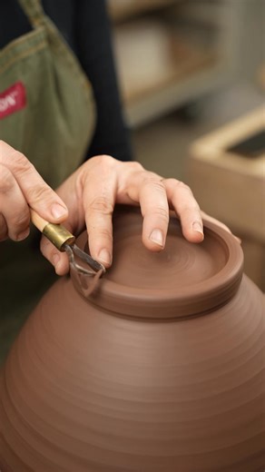 5.1K views | Learn this technique for throwing bigger pots on the...