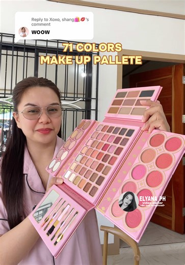 Explore the 71 Colors Makeup Palette
