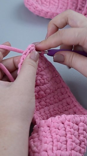 33K views · 628 reactions | Simple slippers out of chunky yarn - a detailed tutorial! | Miarti - Crochet and Knitting | Facebook