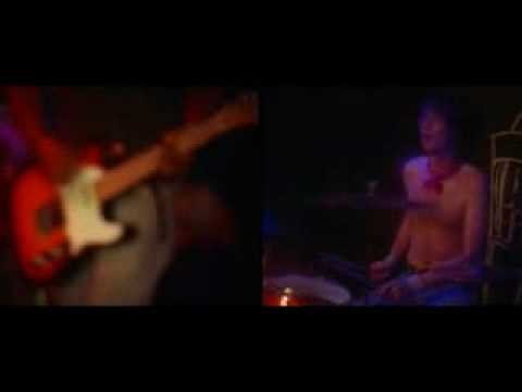 Bloc Party - Tulips (Official Music Video)