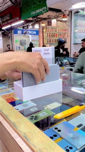 Oppo A5i: Unboxing and Features Overview